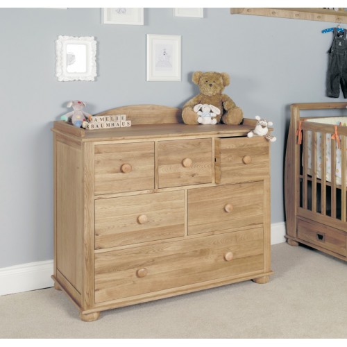 Amelie Oak Changer / Chest of Drawers