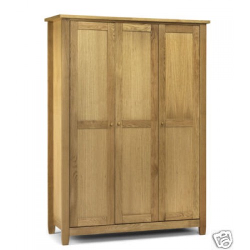 Lyndhurst 3 Door Wardrobe American White Oak